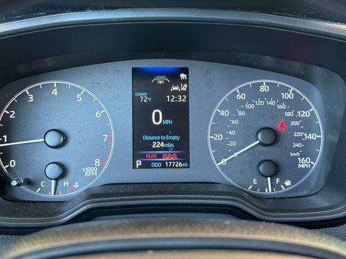 Used 2025 Toyota Corolla LE FWD image 28