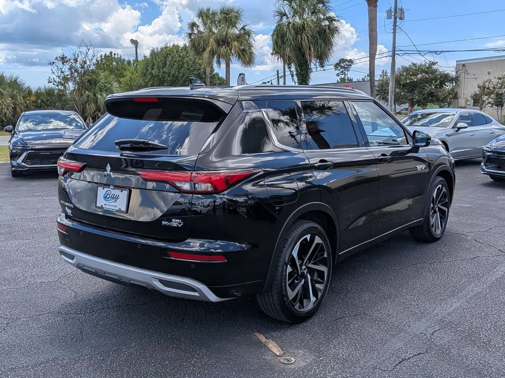 Used 2024 Mitsubishi Outlander SEL AWD/4WD image 5