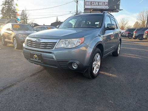 Used 2010 Subaru Forester 2.5X Limited image 2