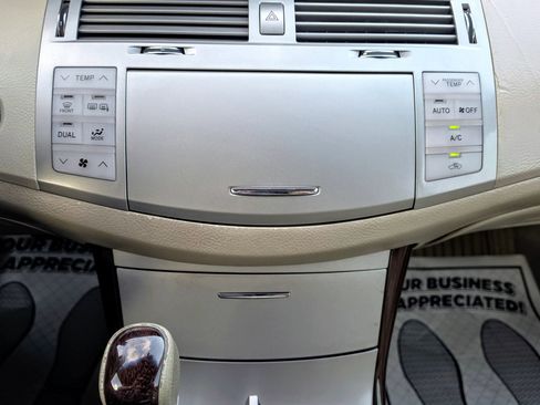 Used 2008 Toyota Avalon Limited FWD image 30