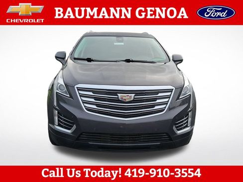 Used 2017 Cadillac XT5 Luxury w/ Driver Awareness Package AWD/4WD image 9