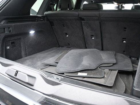 Used 2021 BMW X5 xDrive40i w/ Premium Package image 14