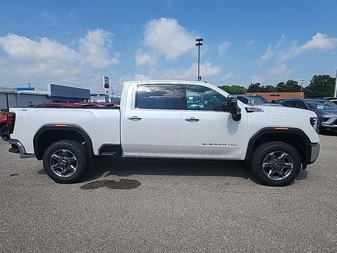 New 2025 GMC Sierra 2500 SLT w/ SLT Convenience Package image 11