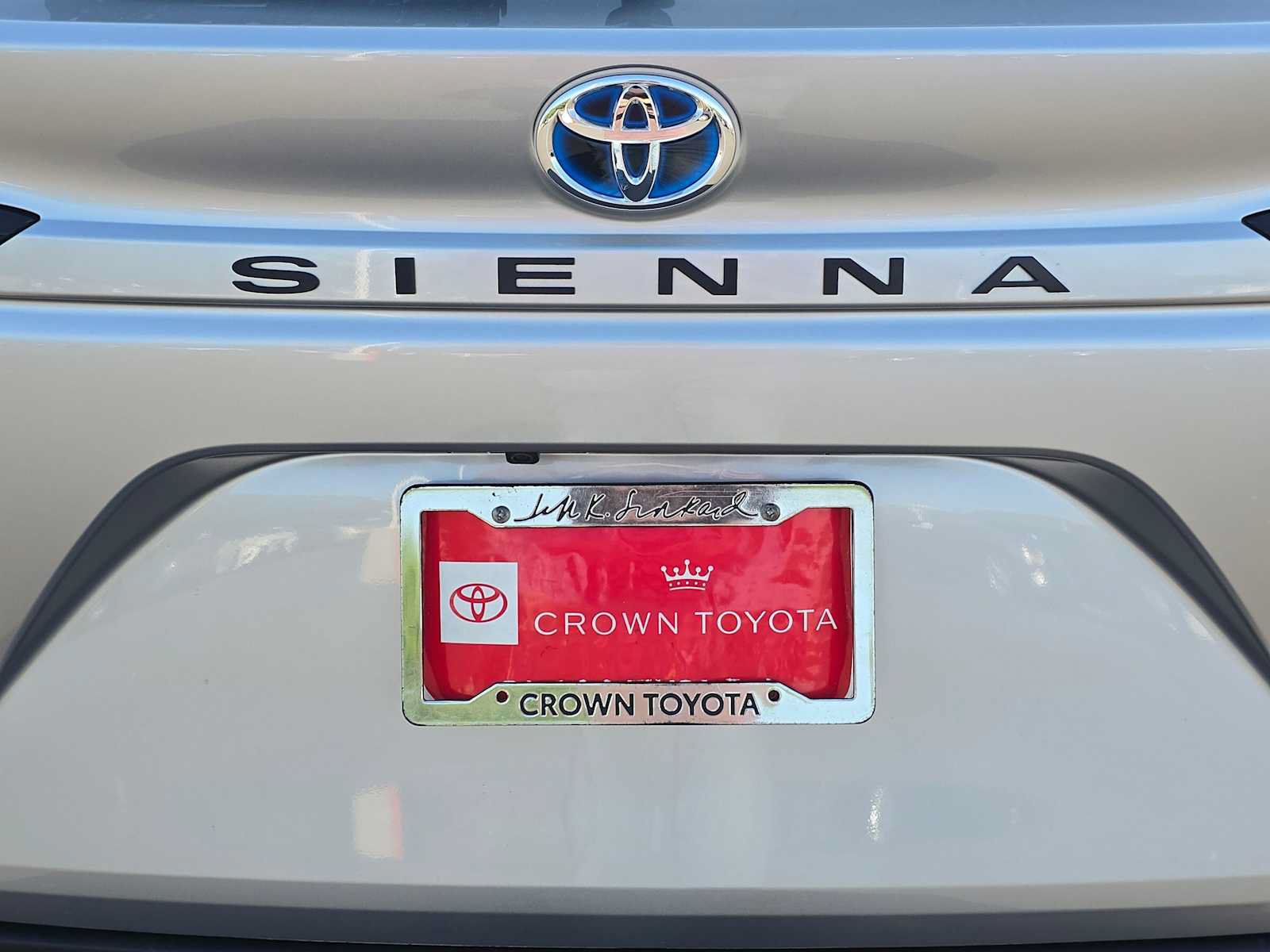 Certified 2022 Toyota Sienna LE FWD image 14