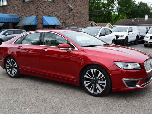 Used 2020 Lincoln MKZ Reserve w/ Elements Package FWD image 4