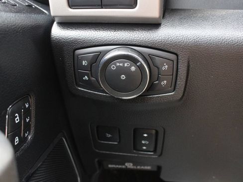 Used 2021 Ford F250 Lariat AWD/4WD image 10