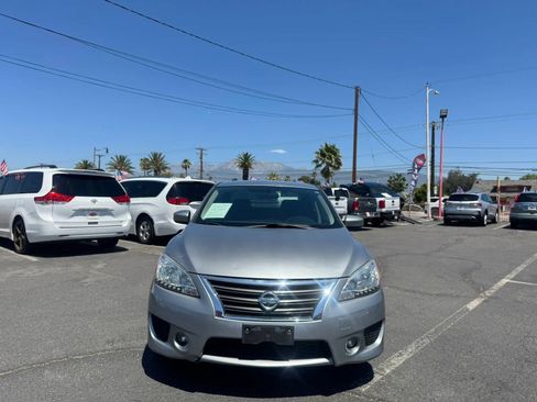 Used 2014 Nissan Sentra SR w/ SR Driver Package FWD image 13