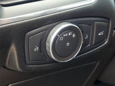 Used 2018 Ford Edge Titanium w/ Equipment Group 302A image 10