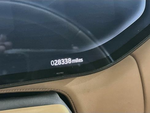 Used 2023 Land Rover Range Rover Long Wheelbase Autobiography AWD/4WD image 13