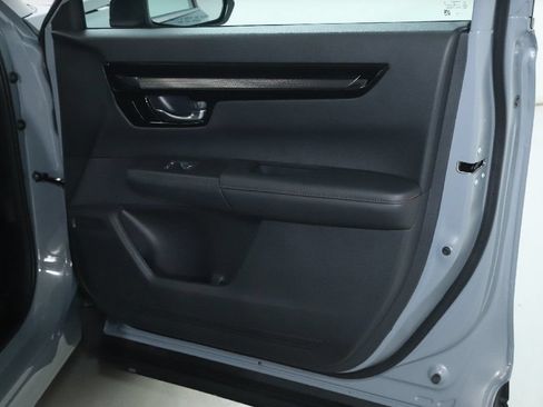 Used 2025 Honda CR-V Sport Touring image 34