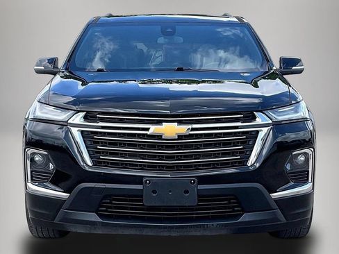 Used 2023 Chevrolet Traverse LT FWD image 3