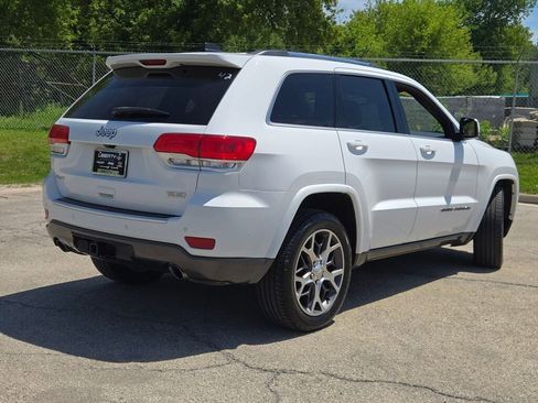 Used 2018 Jeep Grand Cherokee Limited AWD/4WD image 11