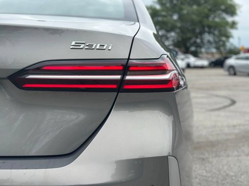 New 2026 BMW 530i xDrive w/ Premium Package AWD/4WD image 12