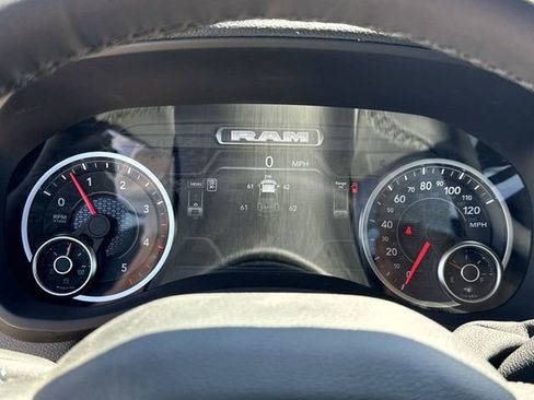 New 2025 RAM 2500 Tradesman AWD/4WD image 16