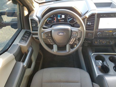 Used 2022 Ford F450 XLT w/ XLT Value Package image 10