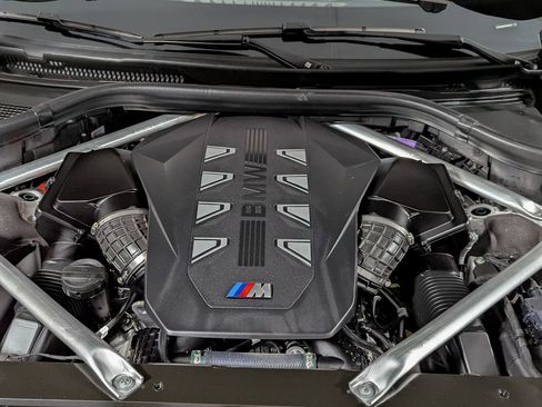 Certified 2024 BMW X7 M60i w/ Executive Package image 57