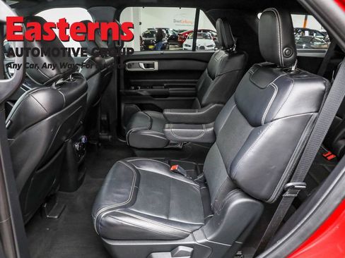Used 2020 Ford Explorer ST image 21
