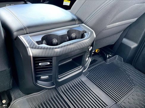 Used 2026 RAM 3500 Big Horn AWD/4WD image 22