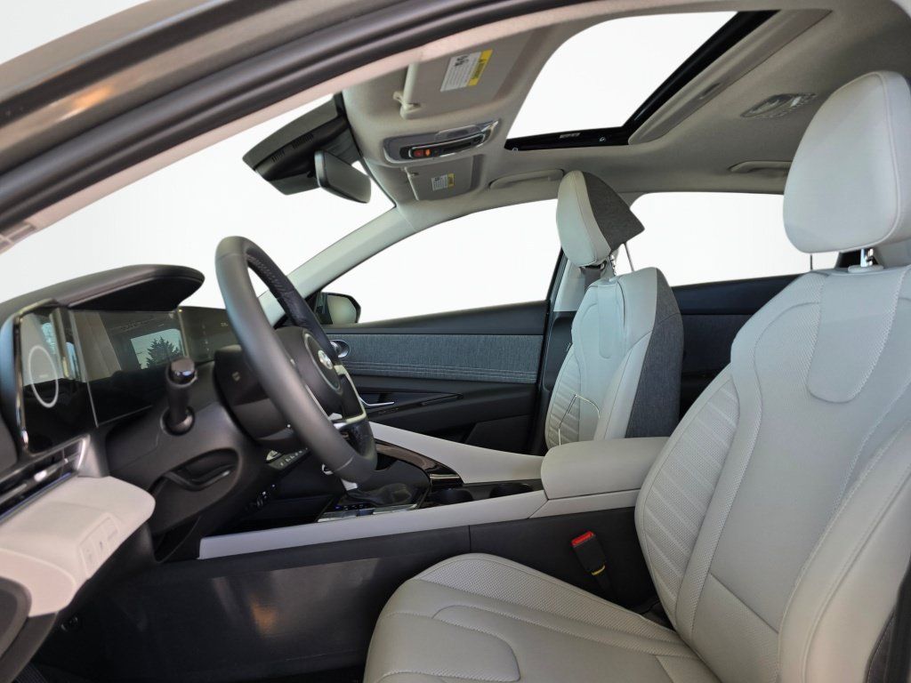 New 2026 Hyundai Elantra Limited FWD image 20