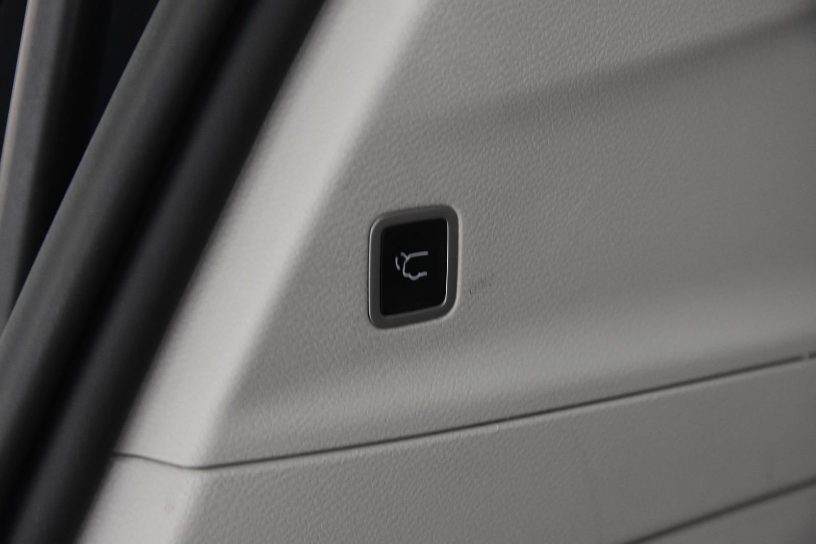 Used 2023 Chrysler Pacifica Touring-L FWD image 37