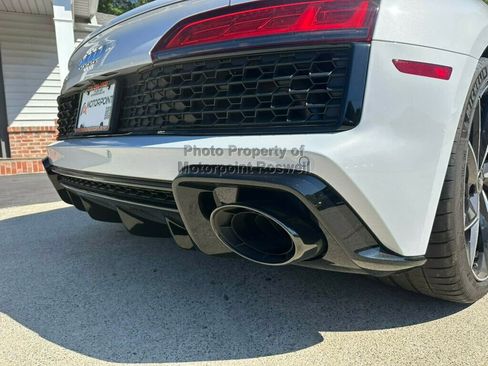 Used 2023 Audi R8 V10 performance RWD image 37