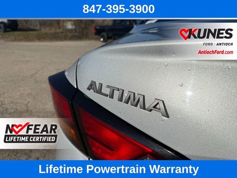 Used 2024 Nissan Altima 2.5 SV image 13