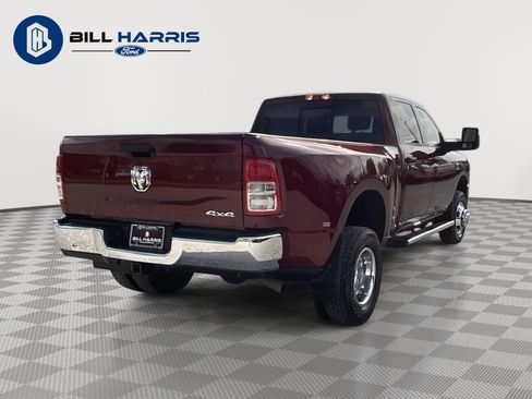 Used 2024 RAM 3500 Tradesman w/ Chrome Appearance Group image 5