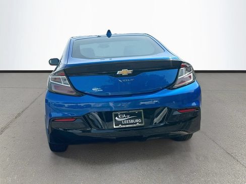 Used 2017 Chevrolet Volt LT w/ Comfort Package FWD image 6