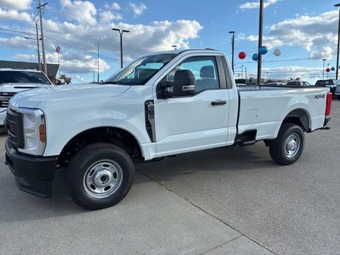New 2026 Ford F250 XL image 3