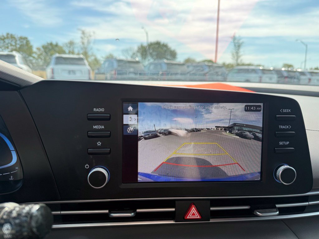 Certified 2025 Hyundai Elantra Sport FWD image 16