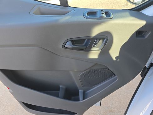New 2026 Ford Transit 250 148 Medium Roof RWD image 29