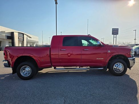 Used 2021 RAM 3500 Laramie image 9