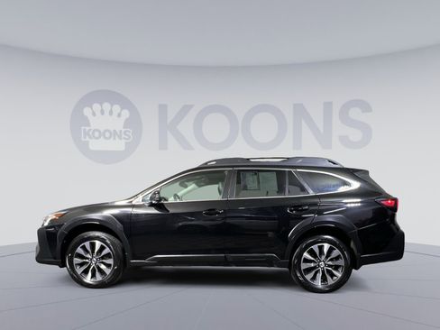Used 2023 Subaru Outback Limited image 2