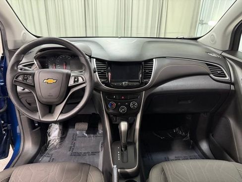 Used 2020 Chevrolet Trax LT w/ LPO, Protection Package image 12
