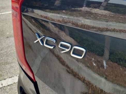 Used 2021 Volvo XC90 T6 R-Design w/ Protection Package Premier AWD/4WD image 14