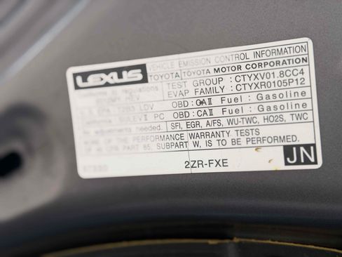 Used 2012 Lexus CT 200h FWD image 33