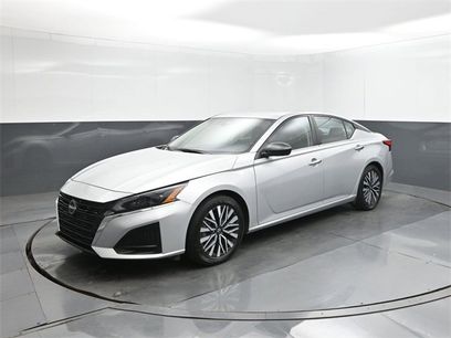 Used 2024 Nissan Altima 2.5 SV