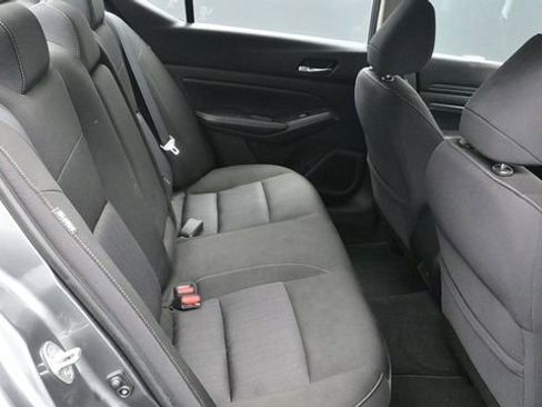 Used 2020 Nissan Altima 2.5 S FWD image 12