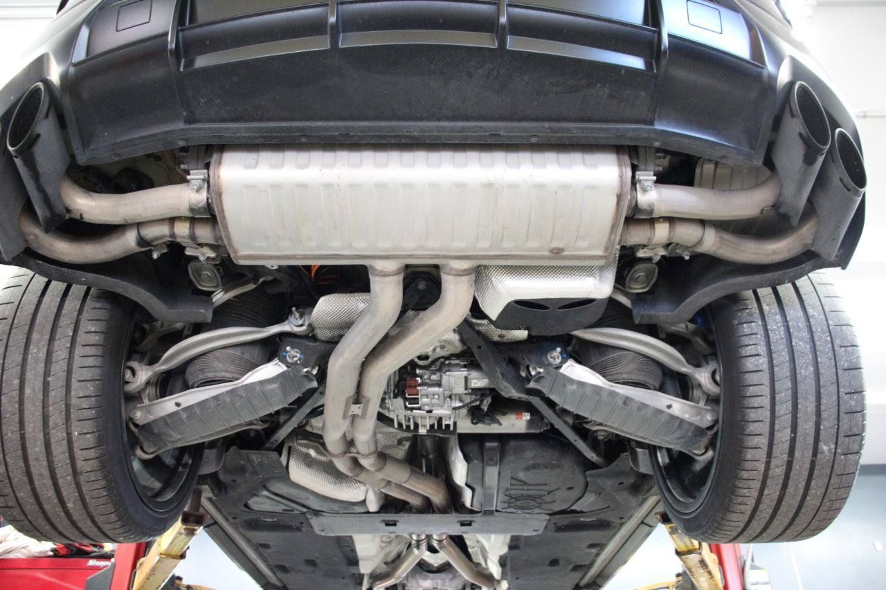 Used 2021 Lamborghini Urus AWD/4WD image 97