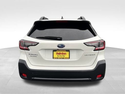 Used 2024 Subaru Outback Premium image 7