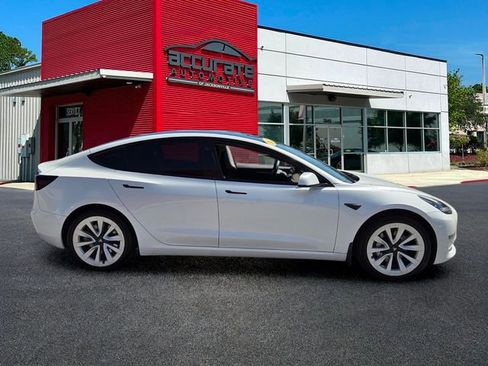 Used 2021 Tesla Model 3 Standard Range Plus RWD image 6