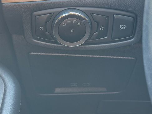 Certified 2024 Ford Edge SEL image 23