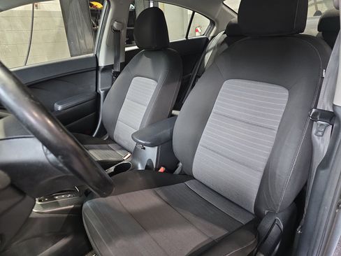 Used 2015 Kia Forte EX FWD image 15