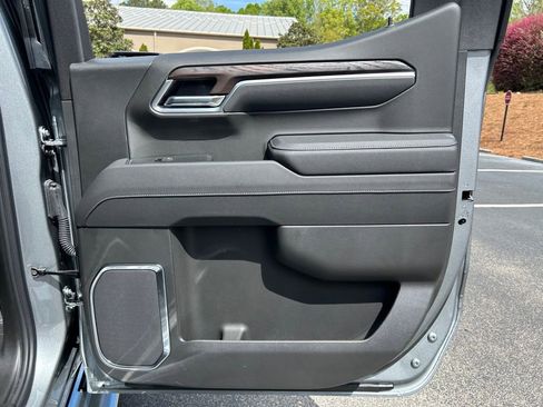 Used 2025 GMC Sierra 1500 SLT w/ SLT Premium Package image 62