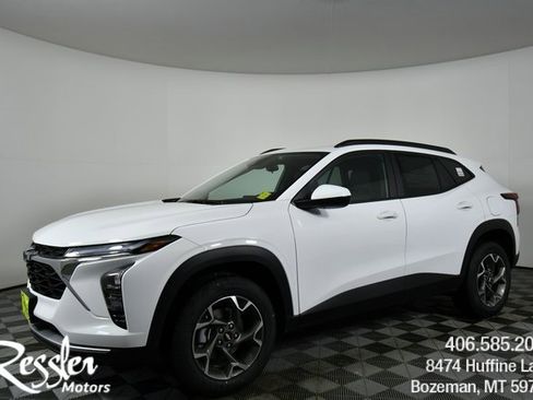 New 2026 Chevrolet Trax LT w/ Driver Confidence Package image 1