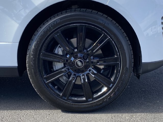 Used 2021 Land Rover Range Rover AWD/4WD image 8
