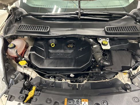 Used 2018 Ford Escape Titanium image 30