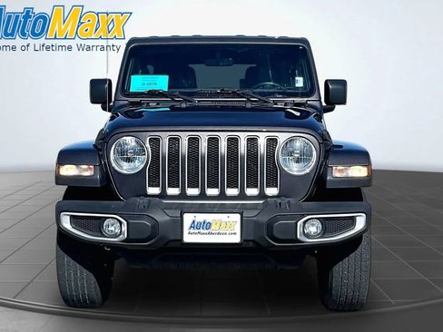 Used 2021 Jeep Wrangler Unlimited Sahara w/ Uconnect 4C Nav & Sound Group AWD/4WD image 3