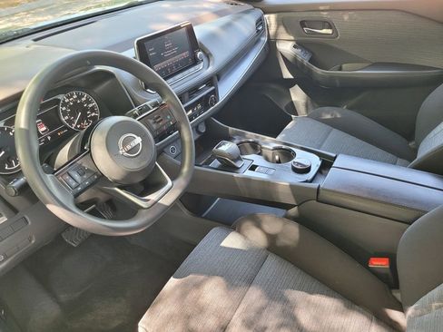 Used 2023 Nissan Rogue SV image 18