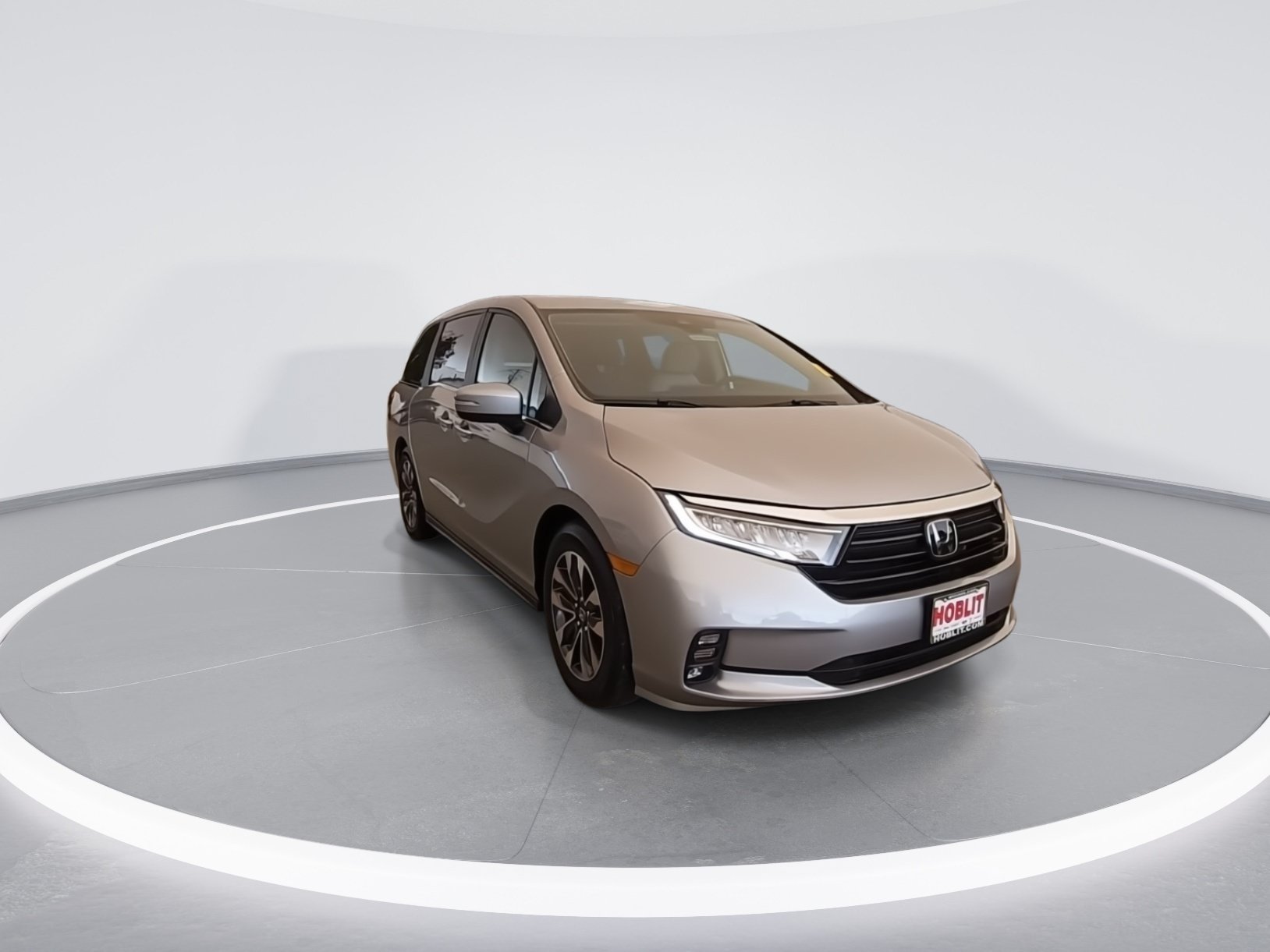Used 2024 Honda Odyssey EX-L image 2